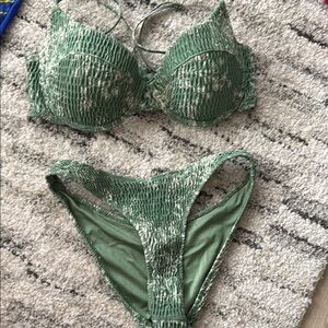 Triangl Bikini Set